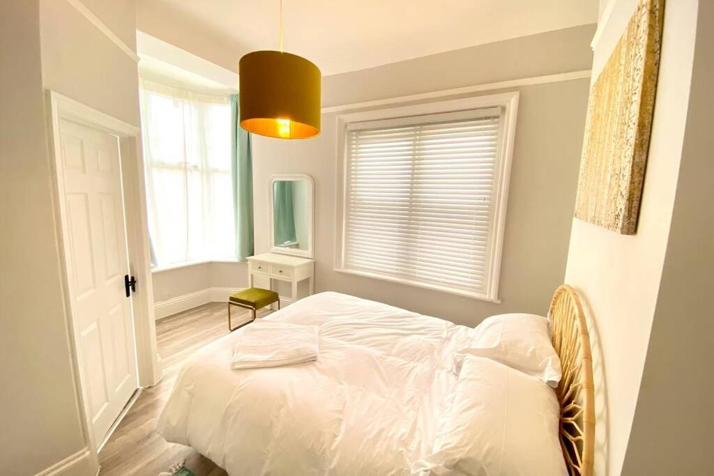 Cleveland House - Perfect For Beaches And Town. Bournemouth Dış mekan fotoğraf